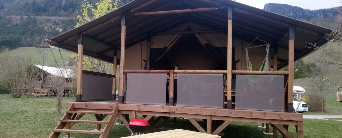 Camping Belle Roche - Lodge Altitude